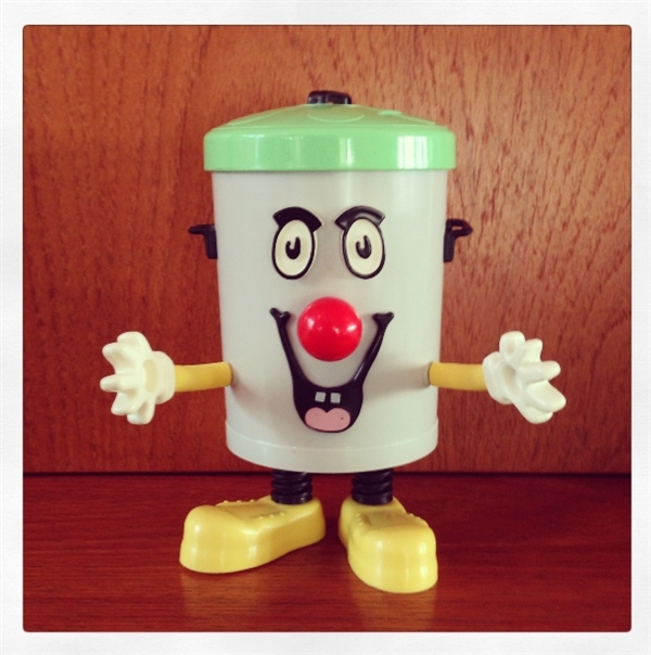 Home _ Toys and Collectables _ T_V_ _ Dusty Bin Money Box.jpg